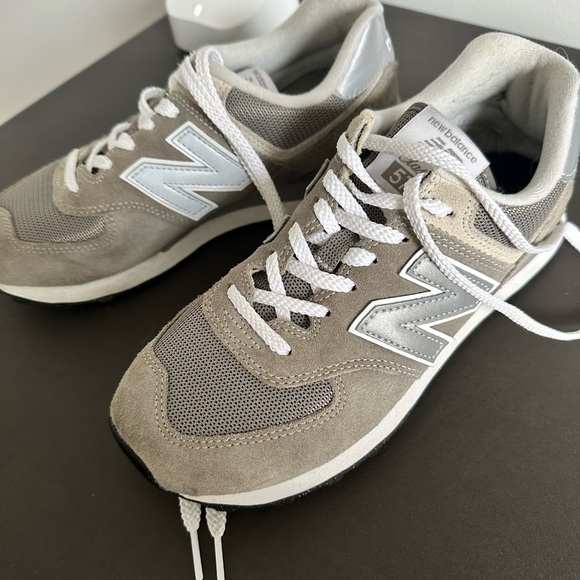 New Balance 574 Core Grey Womens Size 8 - Picture 12 of 13